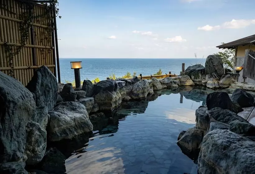 Ooedo Onsen Monogatari Hotel Suiyotei