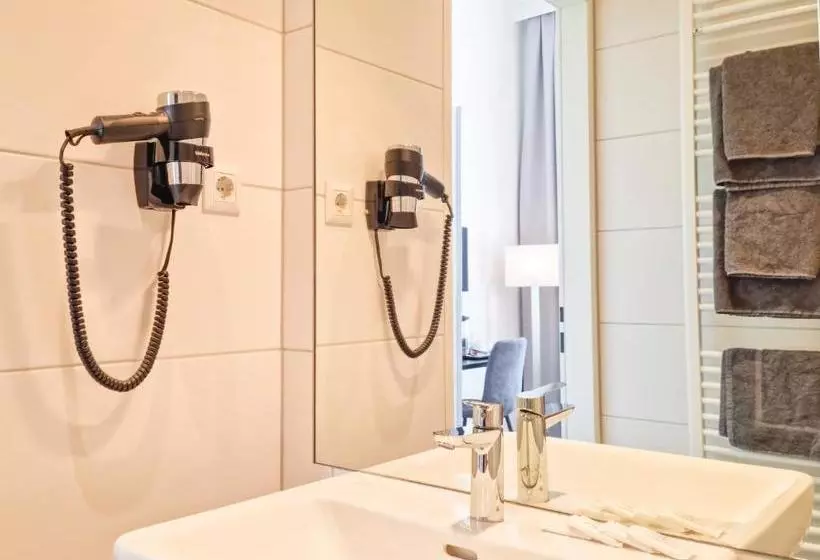 호텔 Pension Mozart   Newly Renovated