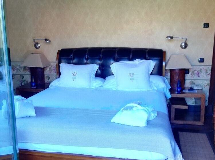 田舎風ホテル Rural Castillo De Somaén