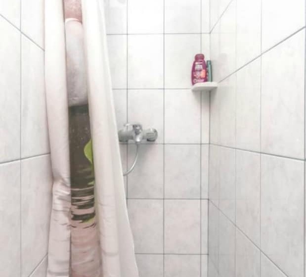 בית מלון כפרי The City Place Hostel