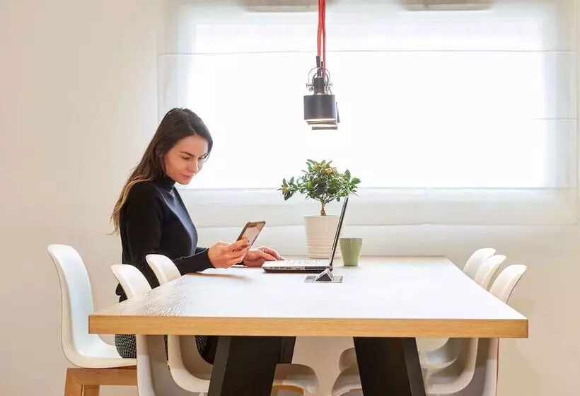 Aparthotel Adagio Access Marseille Saint Charles