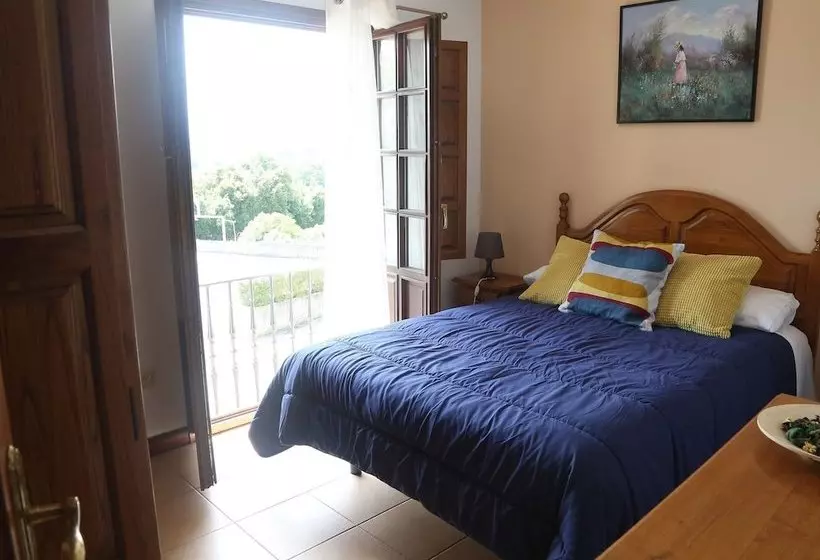 Apartamentos El Cardeo