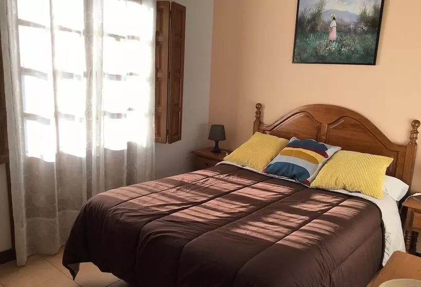 Apartamentos El Cardeo