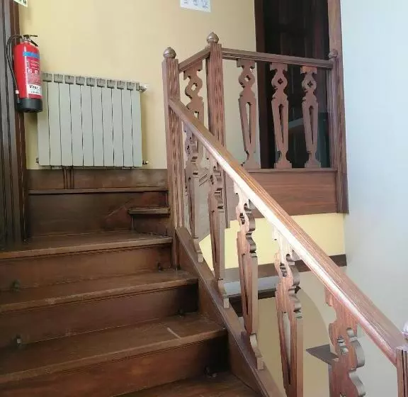 ベッドアンドブレックファースト Camelia Rooms