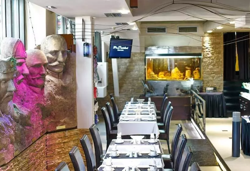 Design Hotel Mr President