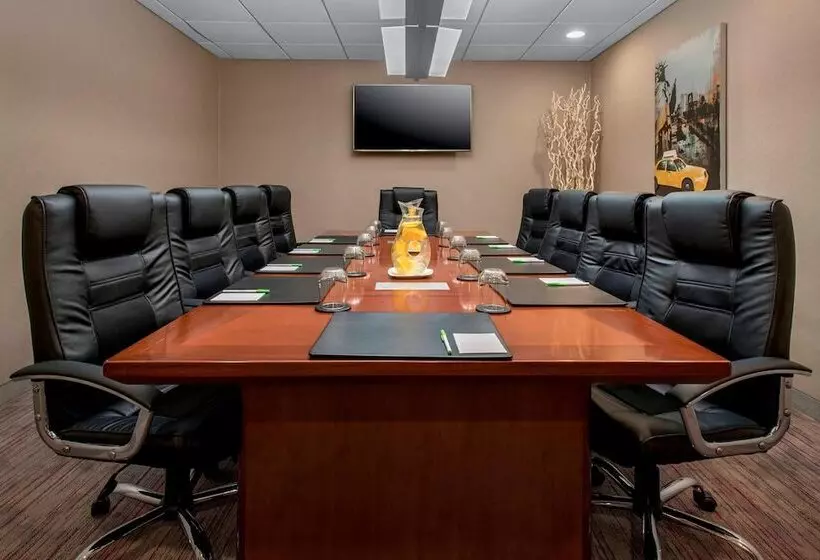 호텔 Courtyard By Marriott New York Manhattan / Soho