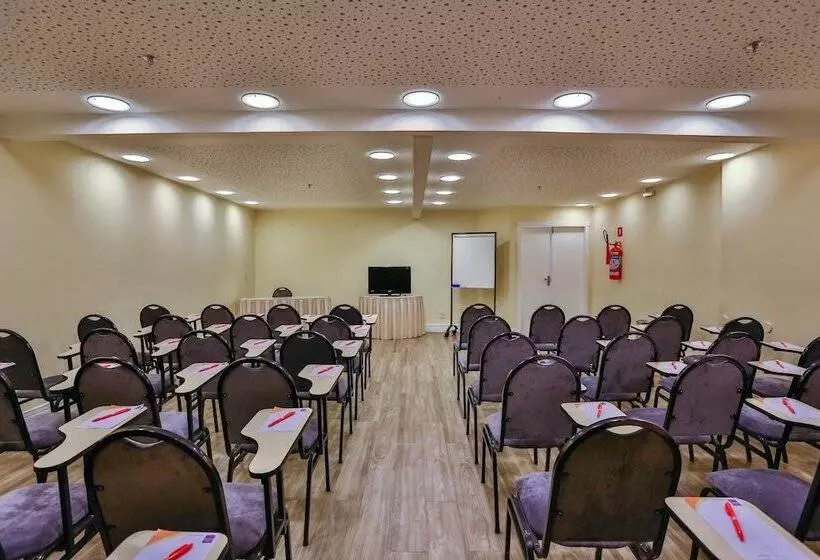 酒店 Dubai Macaé By Atlântica