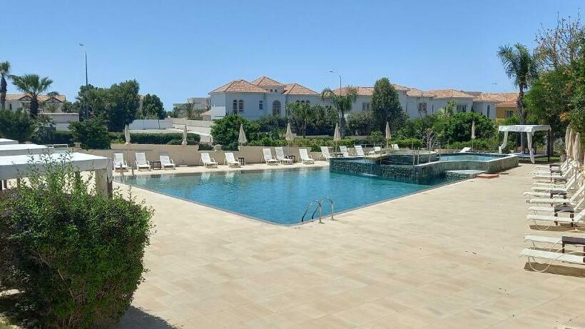 E Hotel Spa & Resort Cyprus