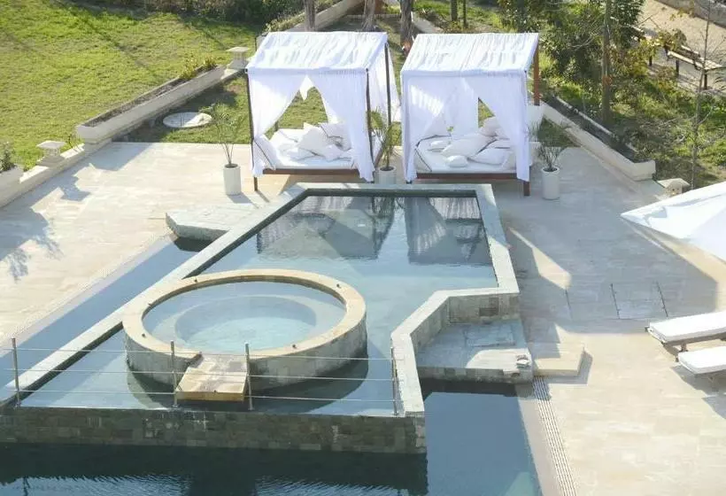 E Hotel Spa & Resort Cyprus