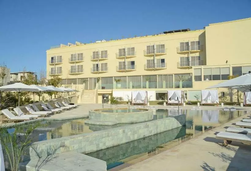 E Hotel Spa & Resort Cyprus