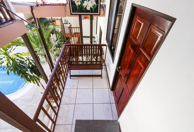 فندق Flor Blanca