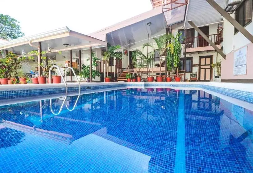 فندق Flor Blanca