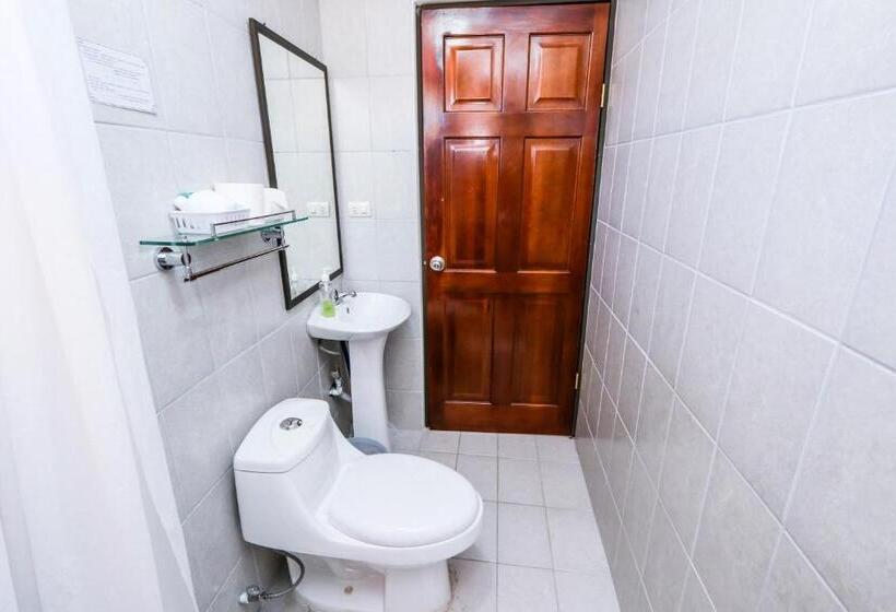 فندق Flor Blanca