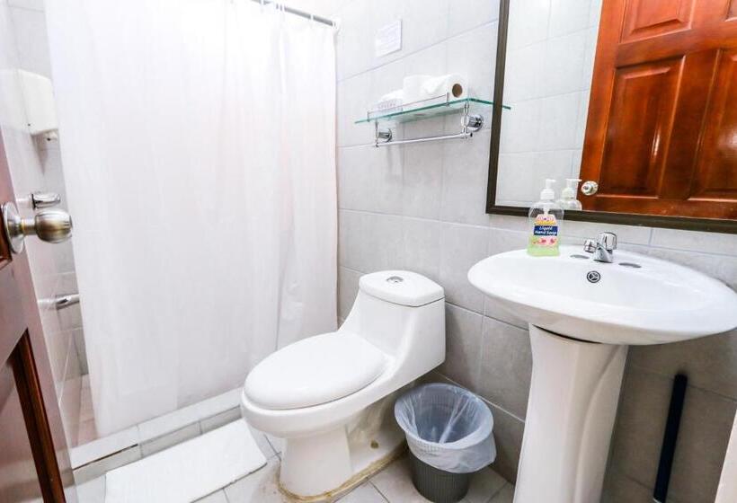 فندق Flor Blanca