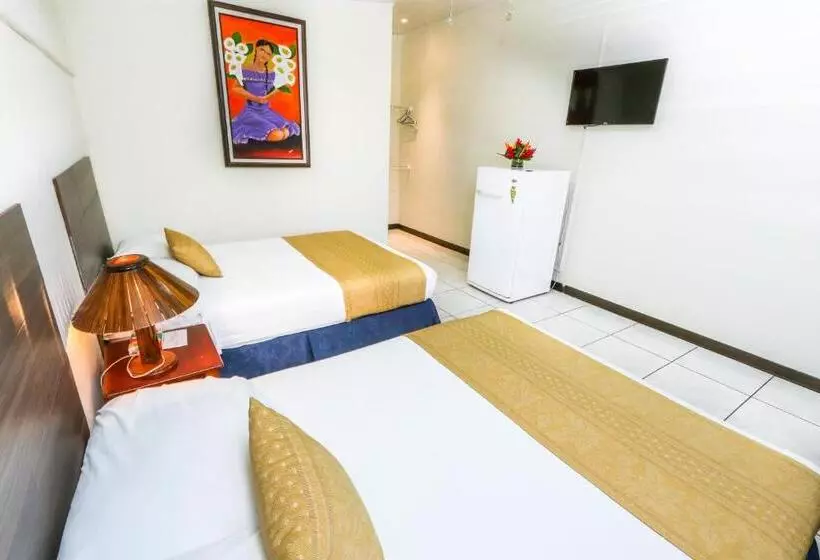 فندق Flor Blanca