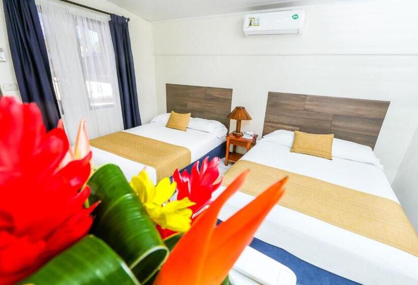 فندق Flor Blanca