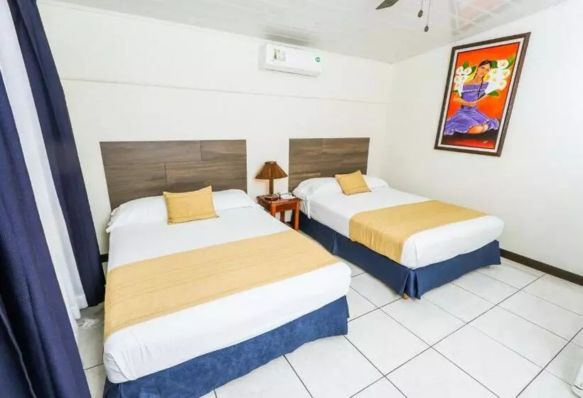 فندق Flor Blanca