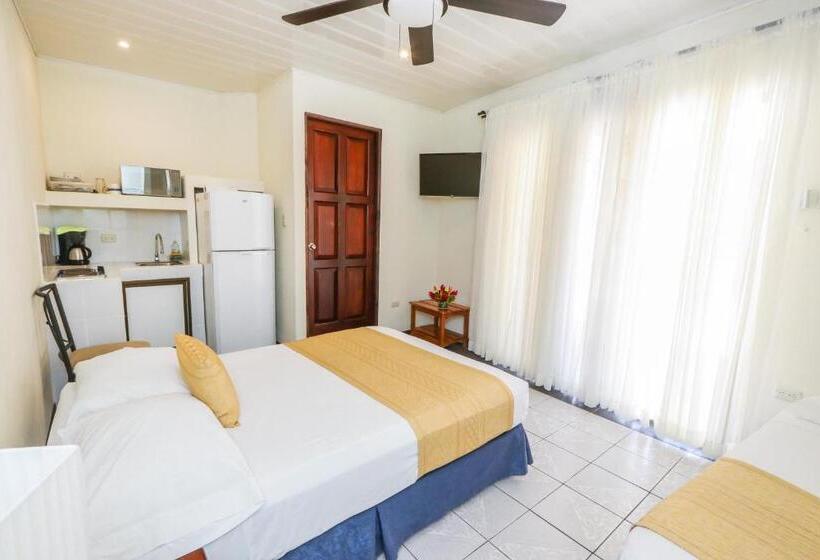 فندق Flor Blanca