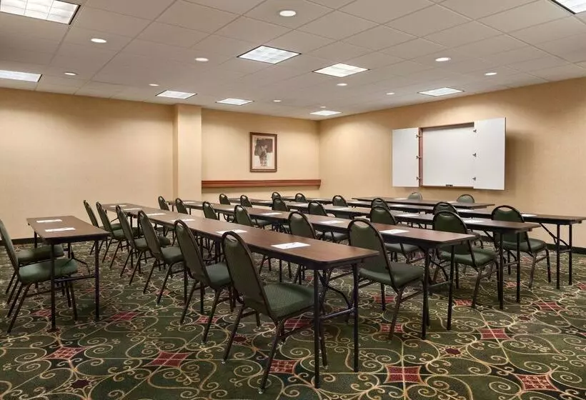 ホテル Hampton Inn Belle Vernon