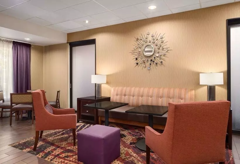 ホテル Hampton Inn Belle Vernon