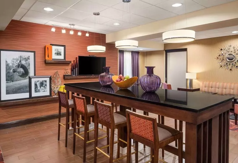 ホテル Hampton Inn Belle Vernon