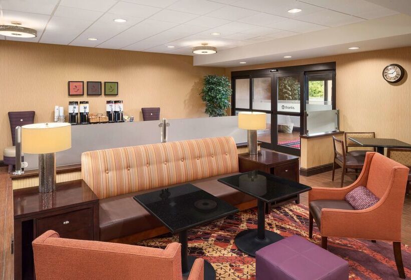 ホテル Hampton Inn Belle Vernon