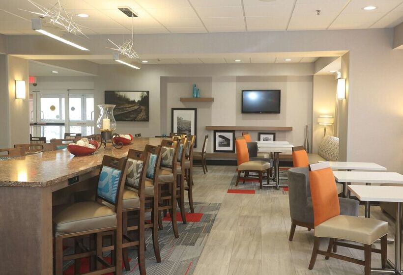 Hotelli Hampton Inn Owego