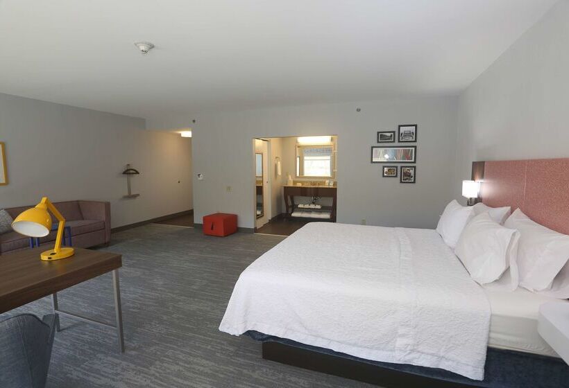 Hotelli Hampton Inn Owego