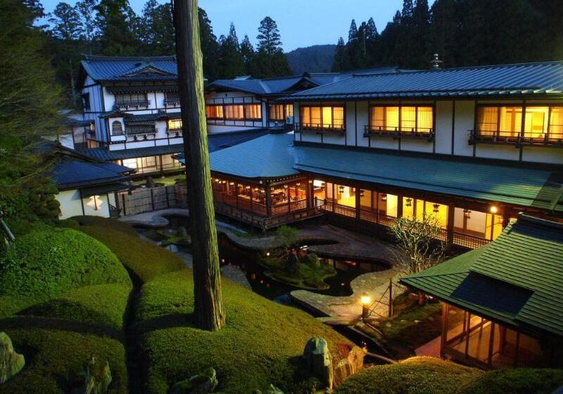 בית מלון כפרי Koyasan Onsen Fukuchiin