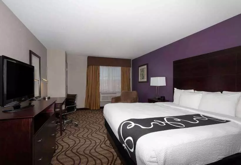 Отель La Quinta By Wyndham Henderson Northeast Denver