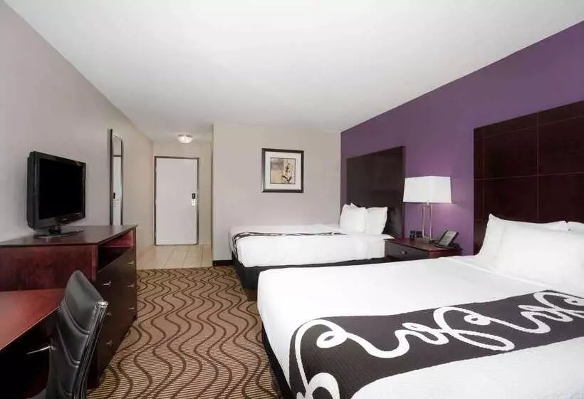 Отель La Quinta By Wyndham Henderson Northeast Denver