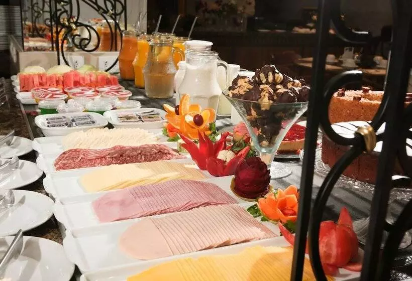 هتل Lizon Curitiba