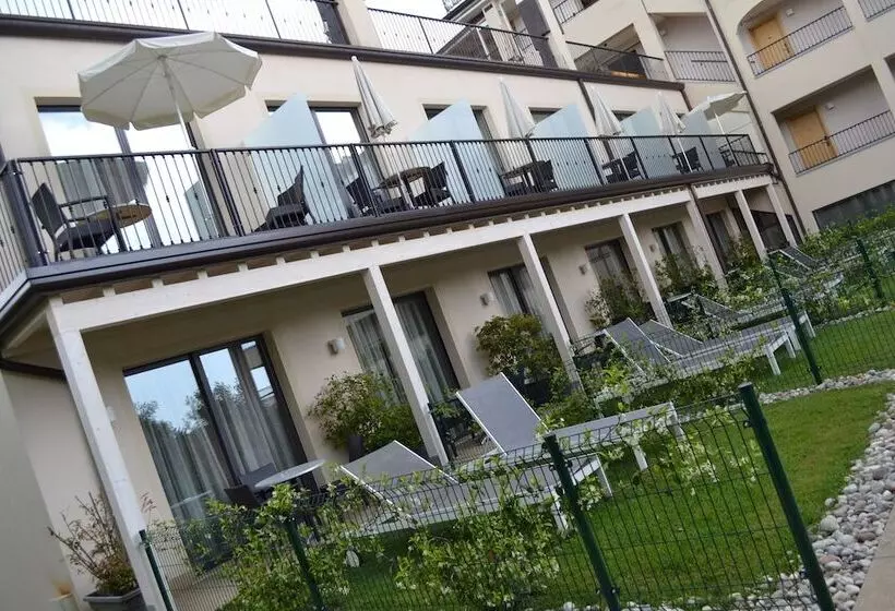 Отель Resort Villa Luisa & Spa