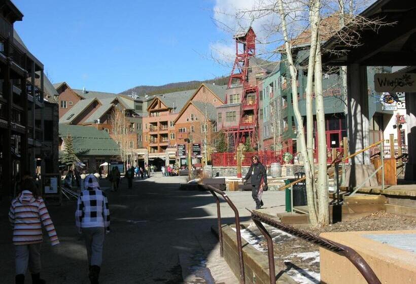 فندق River Run Village