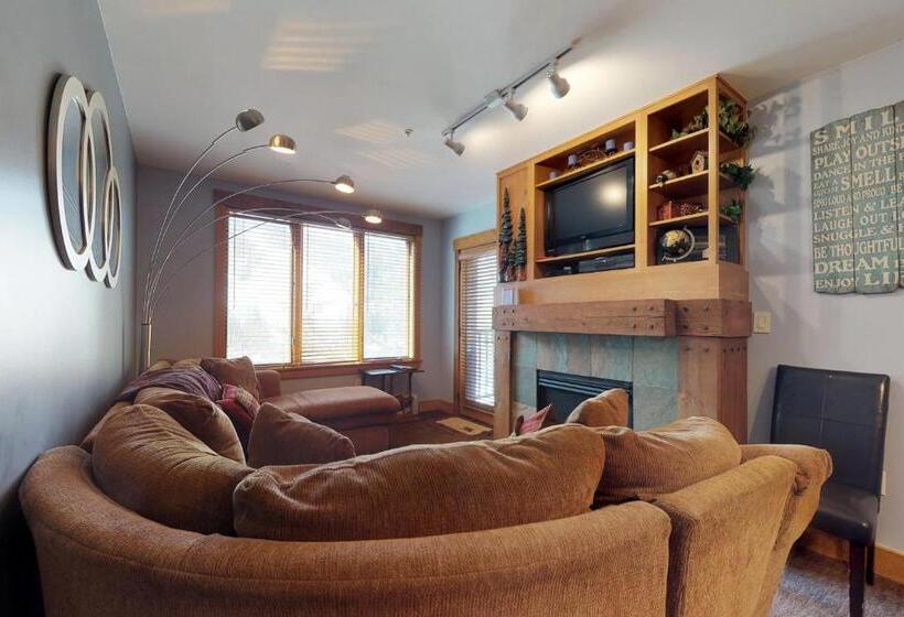 فندق River Run Village