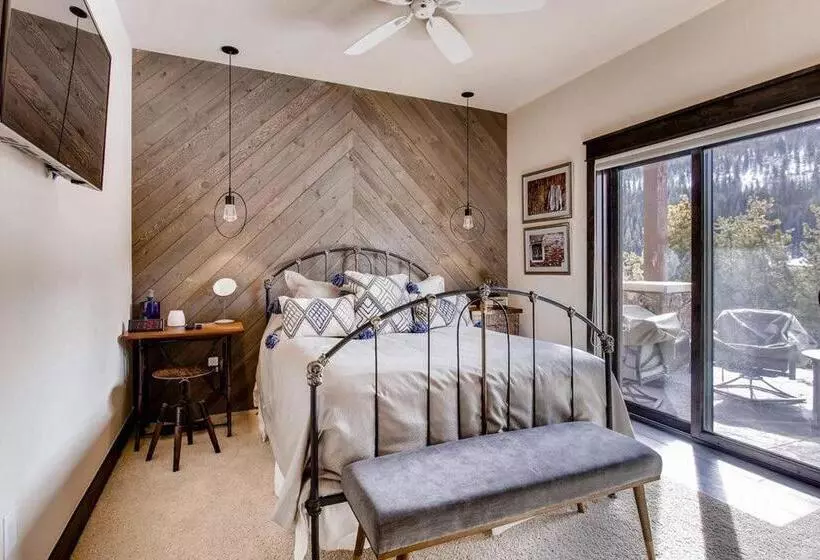 호텔 River Run Village