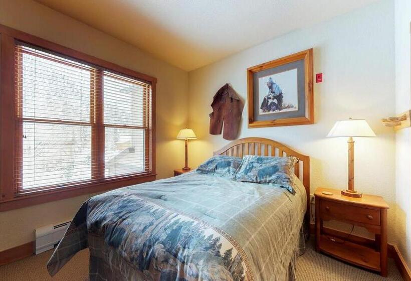 فندق River Run Village