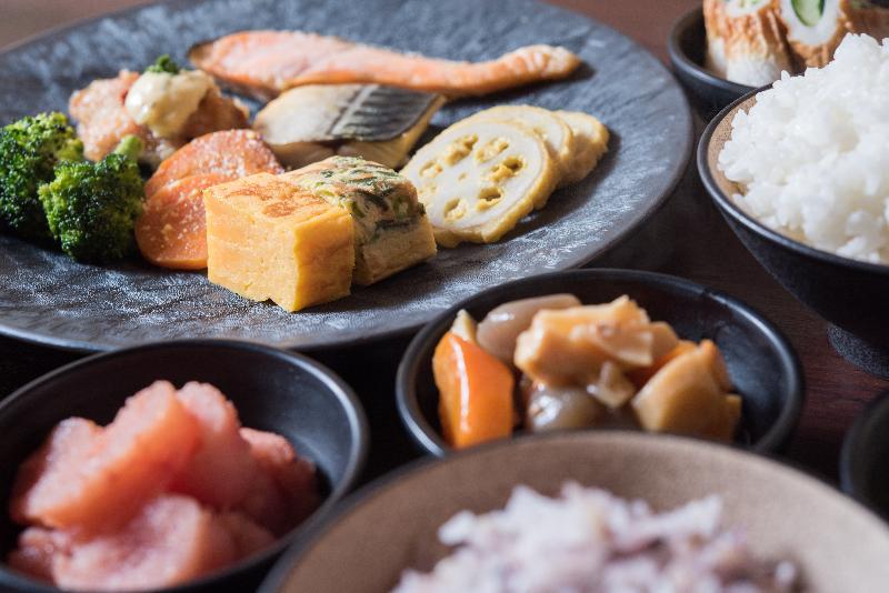 בית מלון כפרי The B Hakata