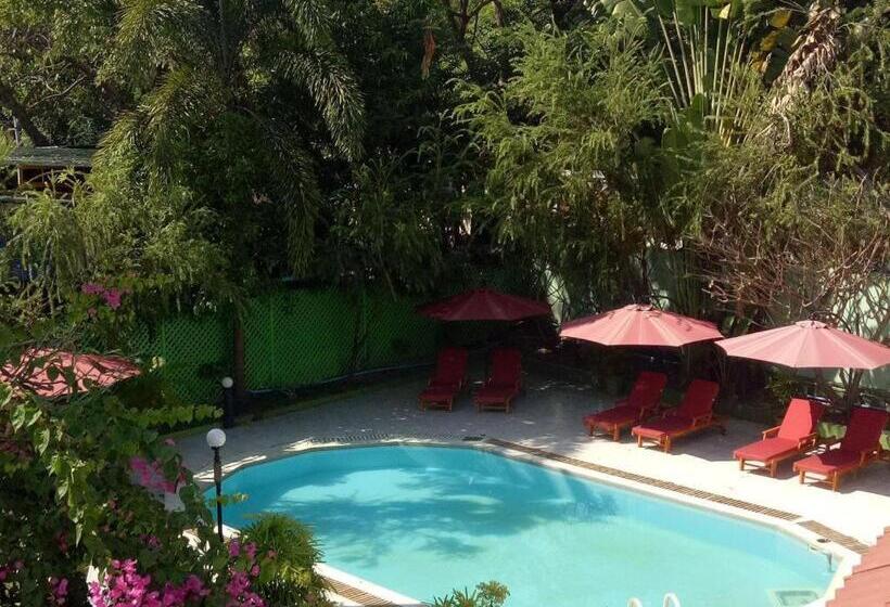 هتل Yuzana Garden