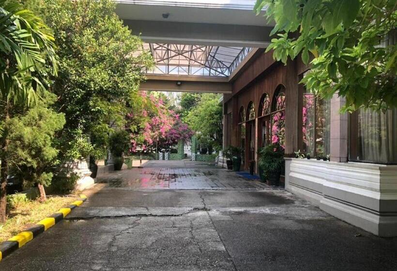 هتل Yuzana Garden