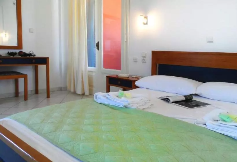 Logas Beach Studios Peroulades Corfu