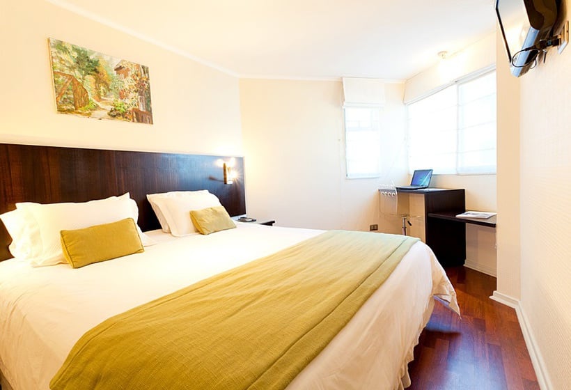 Plaza Suites Apart Hotel