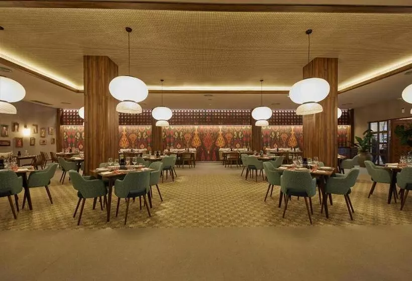 אתר נופש Bahia Principe Luxury Esmeralda All Inclusive Newly Renovated