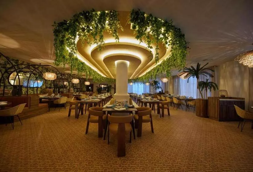 אתר נופש Bahia Principe Luxury Esmeralda All Inclusive Newly Renovated