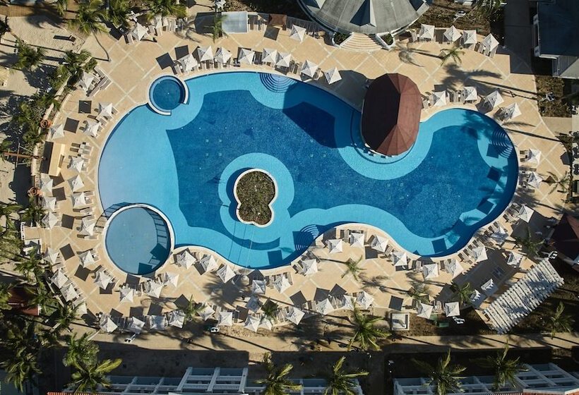استراحتگاه Bahia Principe Luxury Esmeralda All Inclusive Newly Renovated