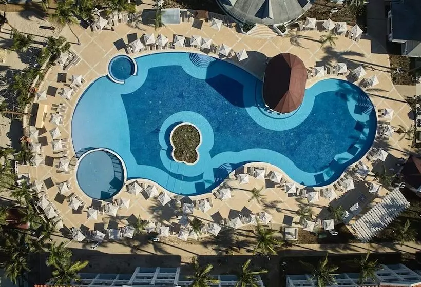 אתר נופש Bahia Principe Luxury Esmeralda All Inclusive Newly Renovated