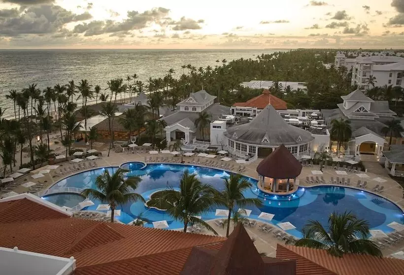 אתר נופש Bahia Principe Luxury Esmeralda All Inclusive Newly Renovated