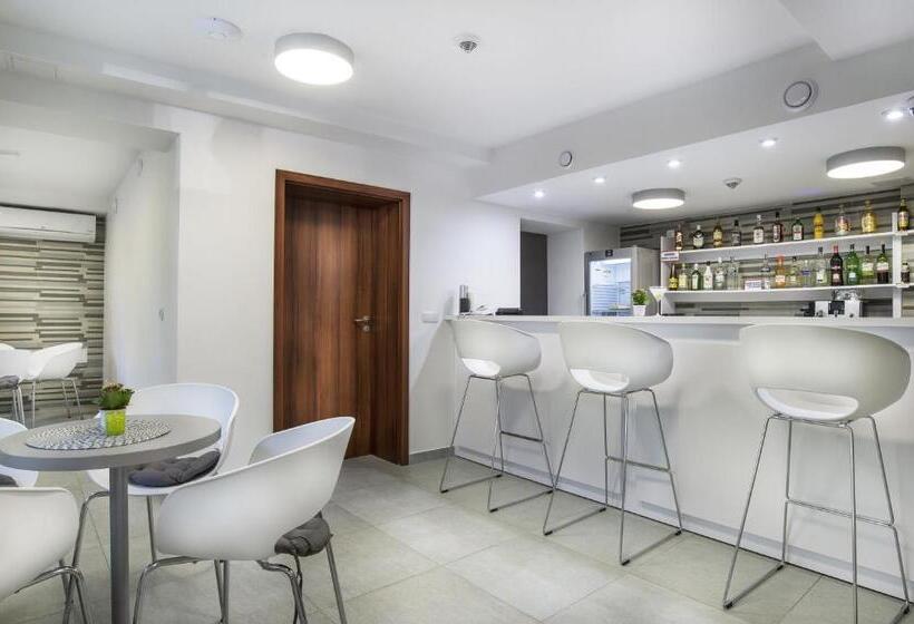 בית מלון כפרי Admirał I