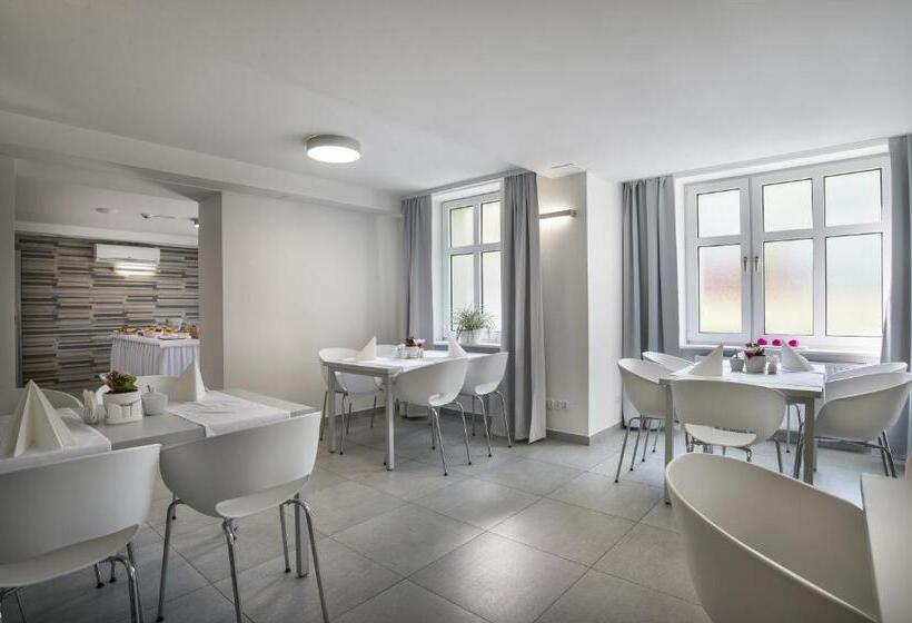 בית מלון כפרי Admirał I