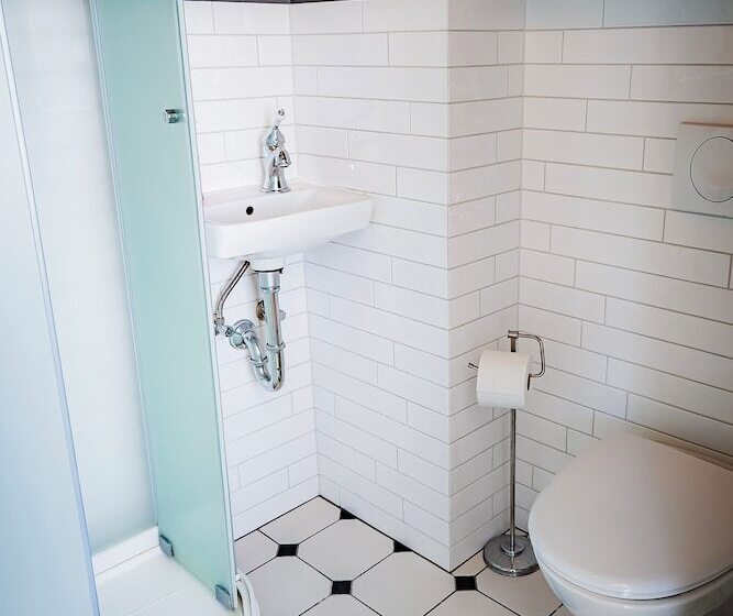 هتل Guesthouse Holl